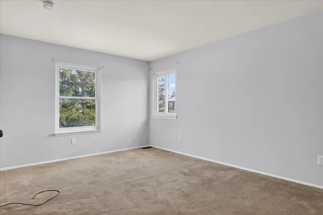 $1,600 | 41070 Southwind Drive, Unit 92, Canton, MI 48188