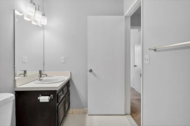 $1,600 | 41070 Southwind Drive, Unit 92, Canton, MI 48188