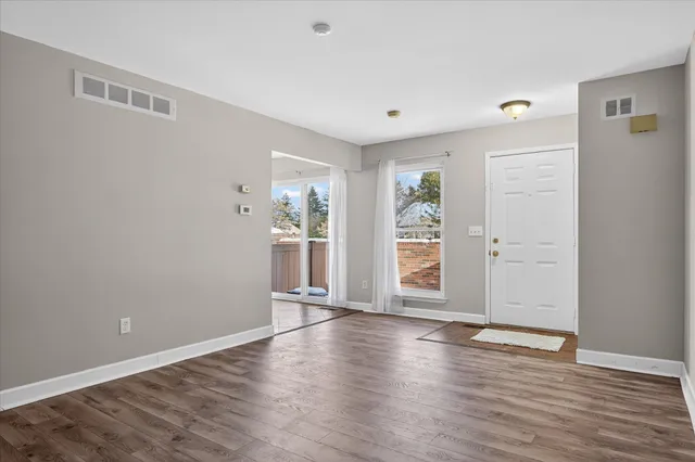 $1,600 | 41070 Southwind Drive, Unit 92, Canton, MI 48188