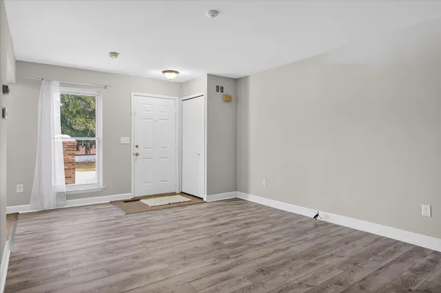 $1,600 | 41070 Southwind Drive, Unit 92, Canton, MI 48188