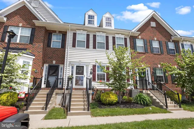 $2,990 | 3799 Jacob Stout Road, Unit 9, Doylestown, PA 18902