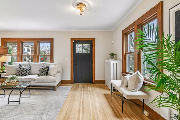 $525,000 | 23 West 48th Street, Minneapolis, MN 55419