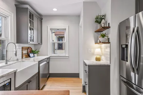 $525,000 | 23 West 48th Street, Minneapolis, MN 55419