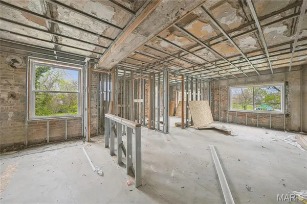 $800,000 | 5815 Cates Avenue, St. Louis, MO 63112