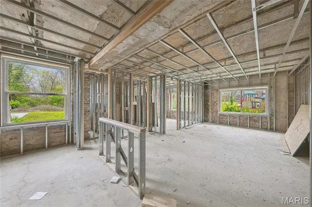 $800,000 | 5815 Cates Avenue, St. Louis, MO 63112