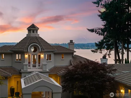 a view of a lake from a yard