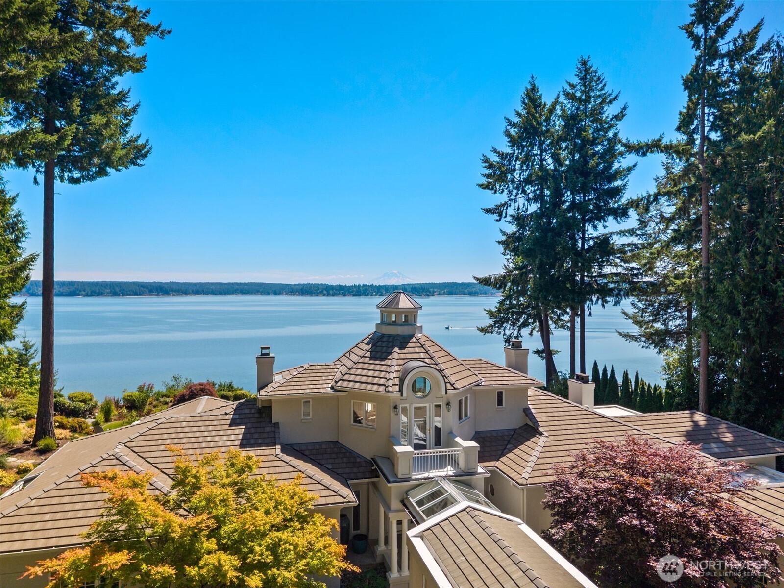 13020 Thomas Road Northwest Gig Harbor, WA 98329 - Photo 7 of 37 a view of a terrace with chairs