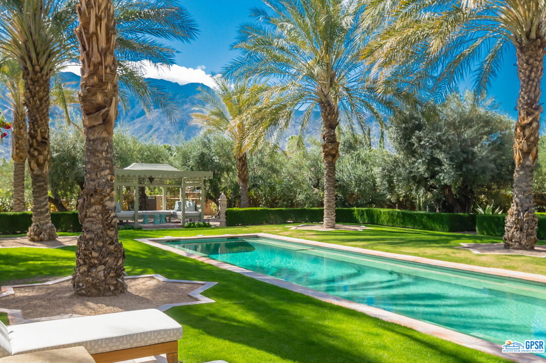 1650 Ave Sevilla Palm Springs, CA 92264 - Photo 21 of 74 a view of a park with large trees