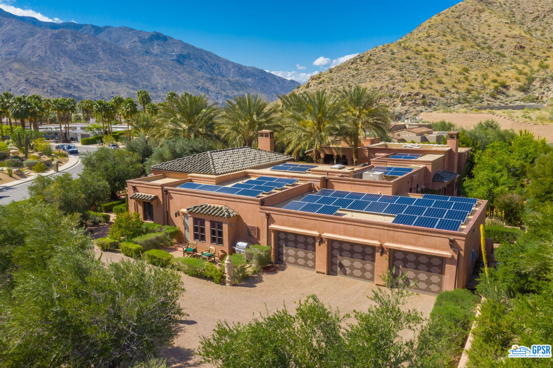 1650 Ave Sevilla Palm Springs, CA 92264 - Photo 71 of 74 an aerial view of a house with a yard