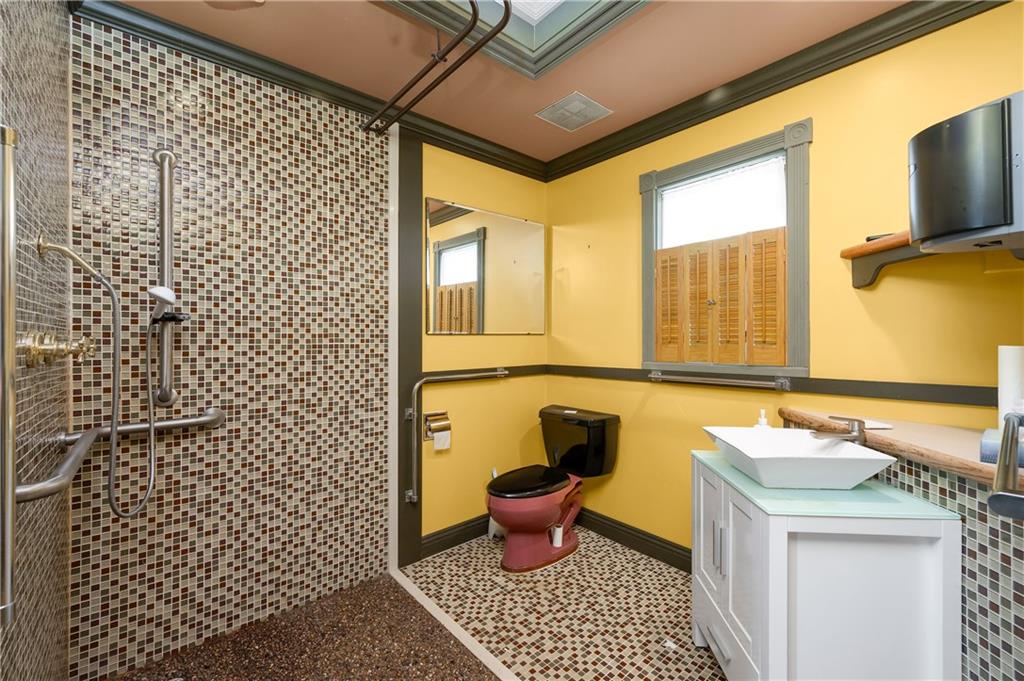 438 Main Street Prospect, PA 16052 - Photo 19 of 46 a bathroom with a sink toilet and shower
