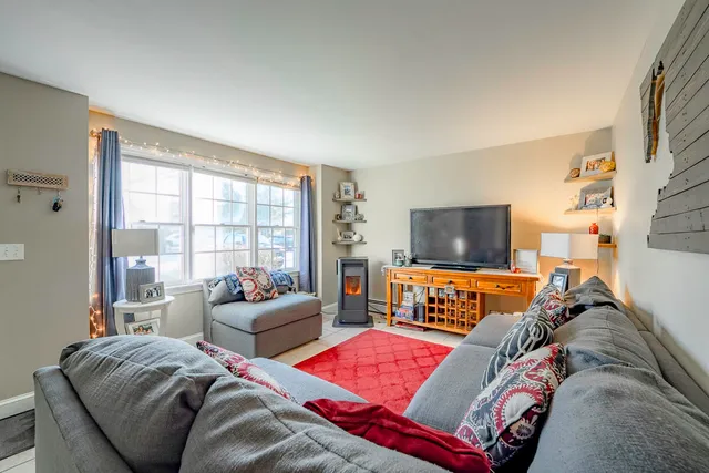 $339,900 | 22 Turkey Trail, Unit 22, Windham, ME 04062