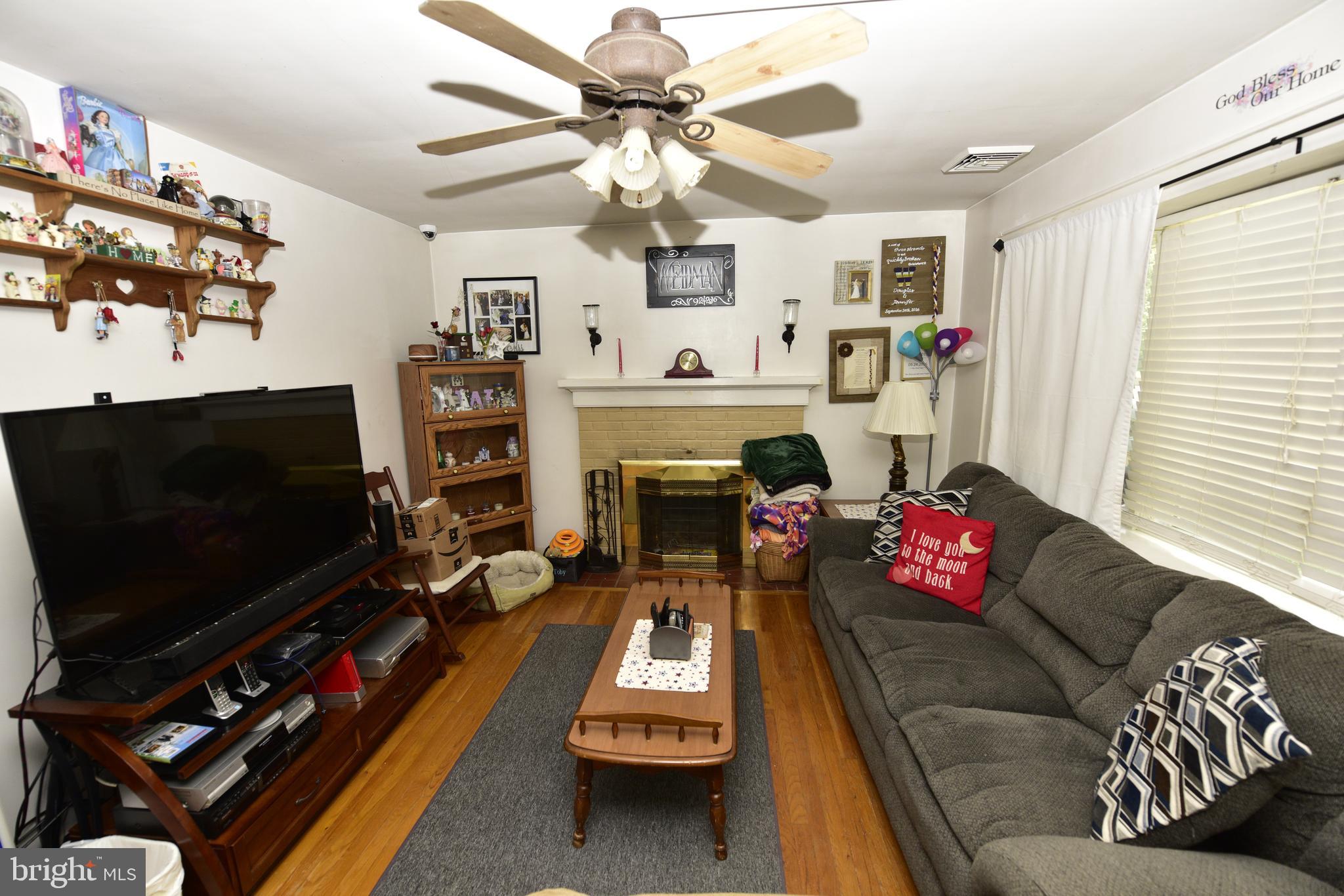 310 Pleasure Road Lancaster, PA 17601 - Photo 6 of 10 Living Room with Fireplace