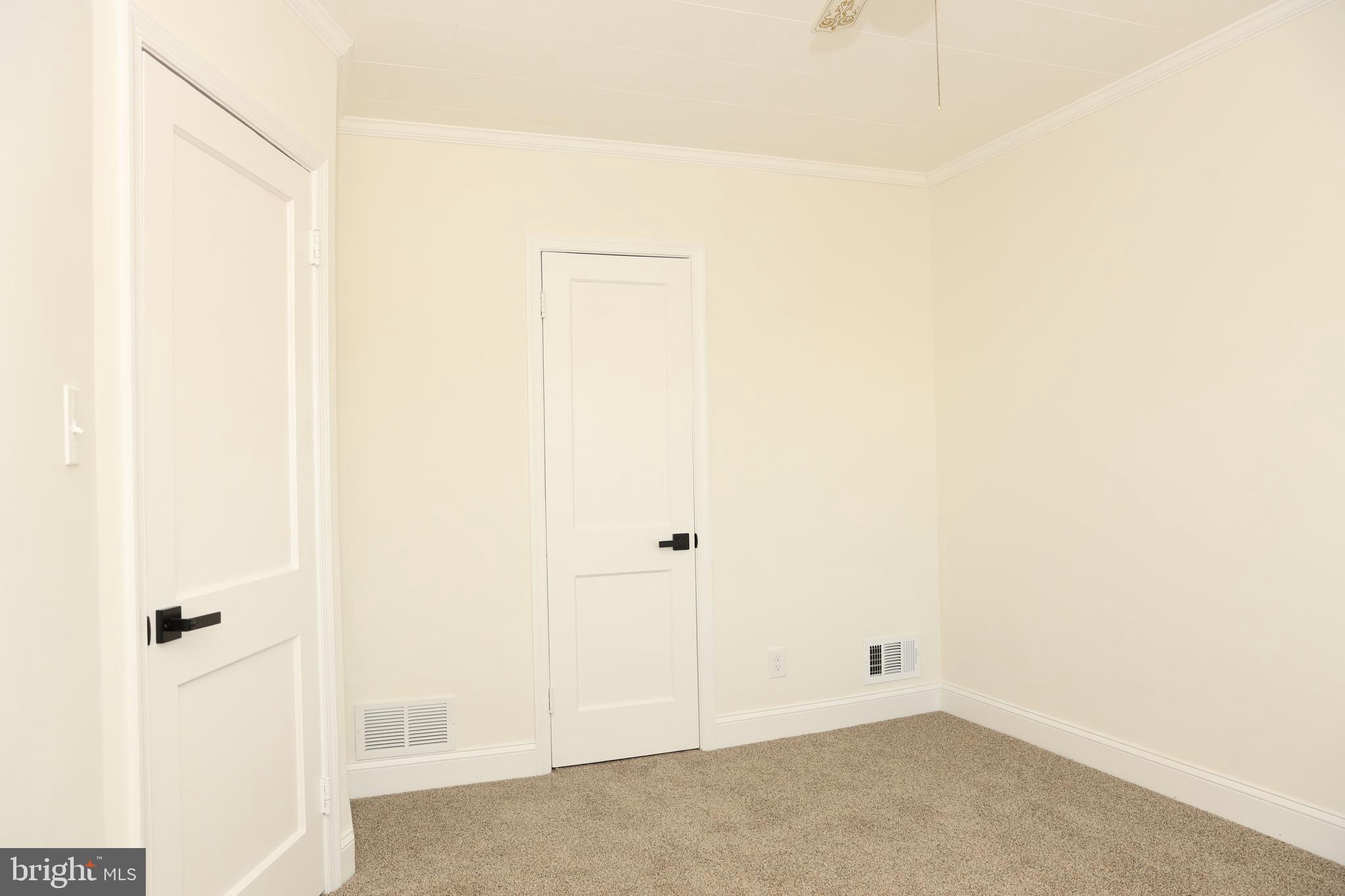 328 Torner Road Essex, MD 21221 - Photo 10 of 29