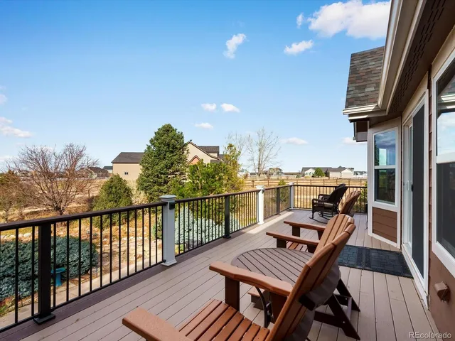 a view of backyard with cabin