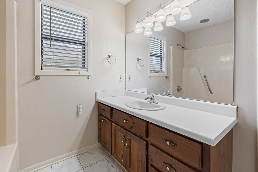 1202 Hillendale Road Valdosta, GA 31602 - Photo 31 of 49 Gallery Image 31