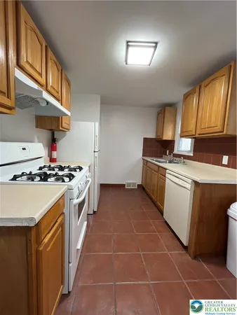 $1,800 | 2655 Eldridge Avenue, Easton, PA 18045
