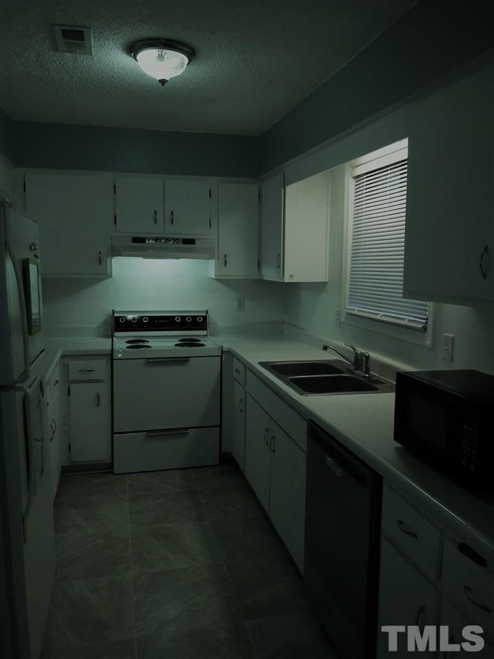 4317 Lake Ridge Drive, Unit 4317 Raleigh, NC 27604 - Photo 3 of 6