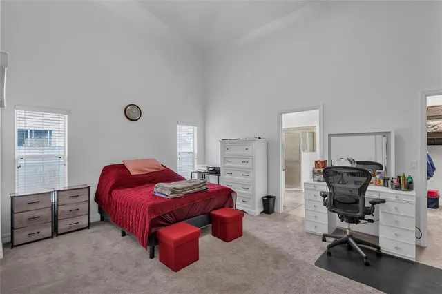 a view of kitchen and washer and dryer
