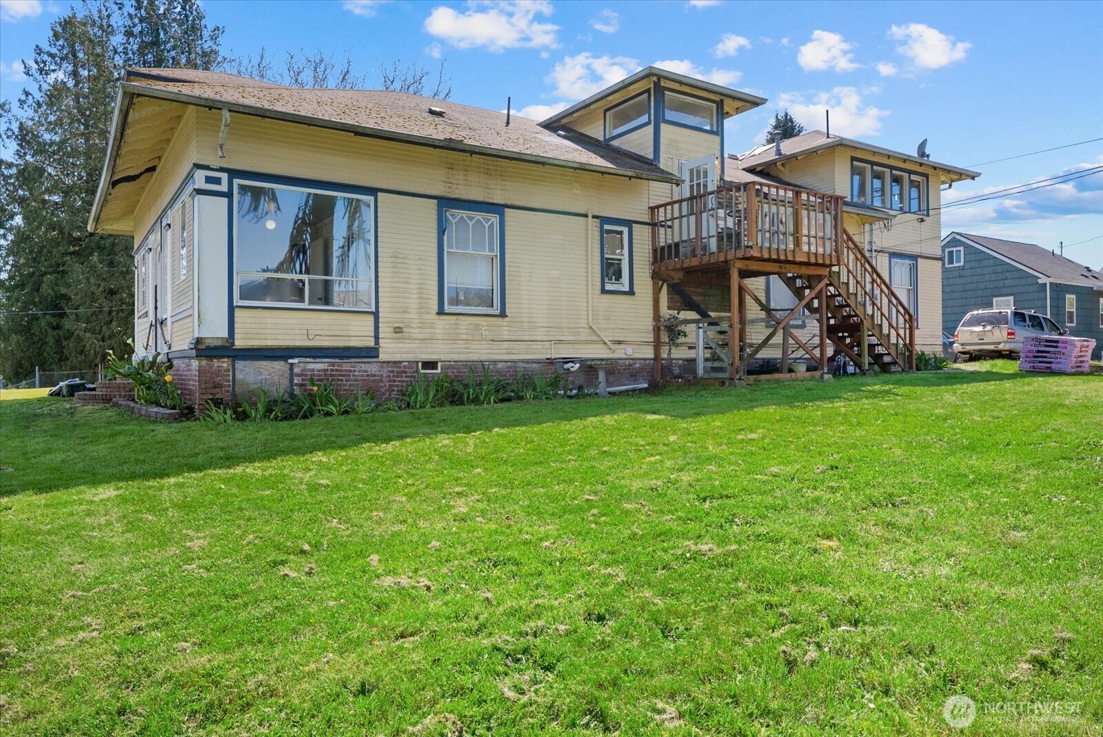 3732 Rockefeller Avenue Everett, WA 98201 - Photo 4 of 25