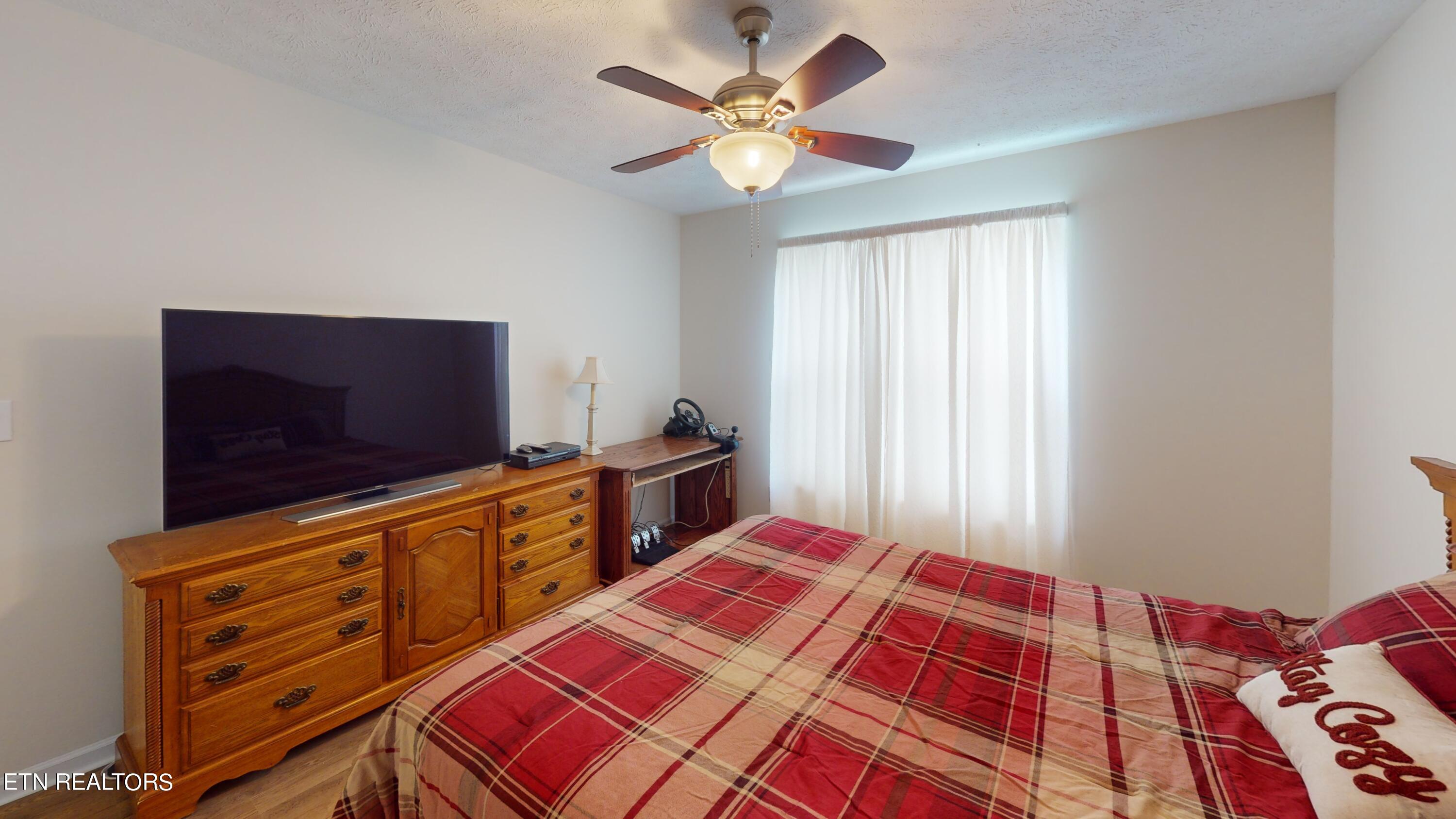 4981 Jonathan Drive Morristown, TN 37814 - Photo 16 of 47 Bedroom (4)