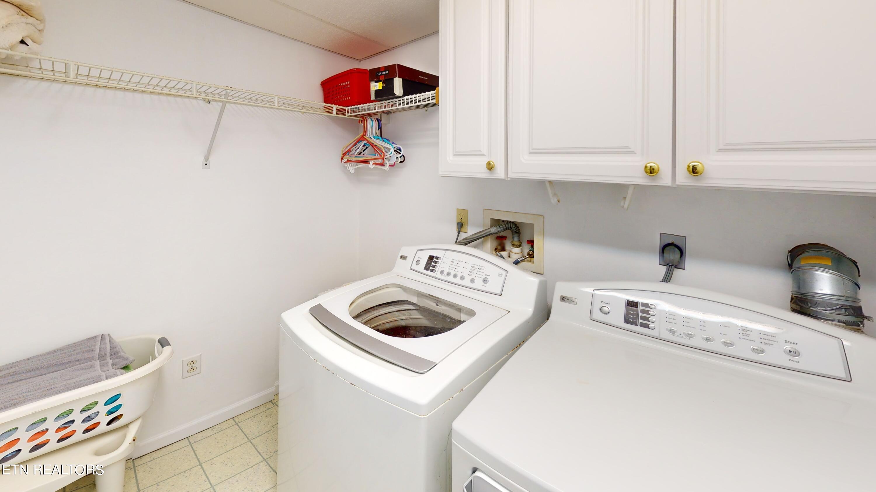 4981 Jonathan Drive Morristown, TN 37814 - Photo 27 of 47 Laundry