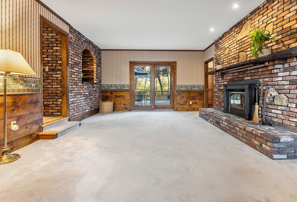 188 Wayside Inn Road Sudbury, MA 01776 - Photo 8 of 42
