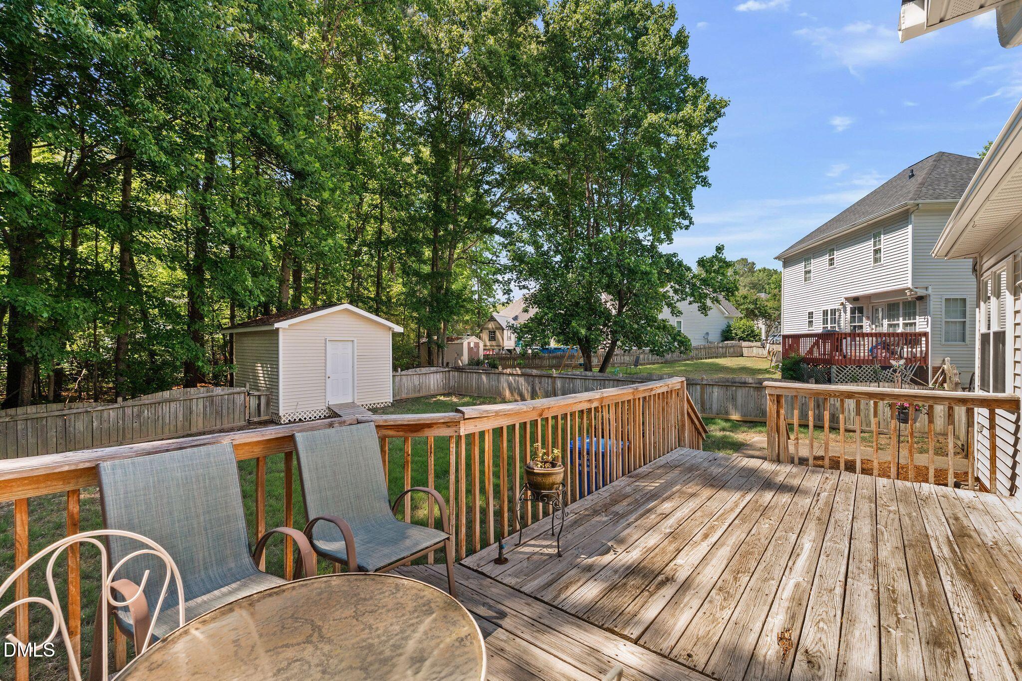 2733 Glastonbury Road Apex, NC 27539 - Photo 32 of 35 27_DSC05244