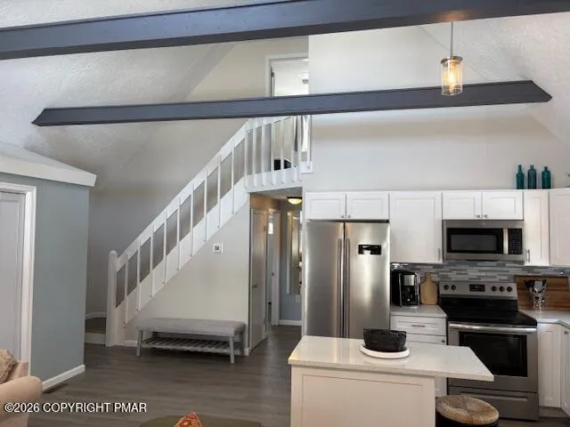 $2,000 | 150 Bull Run, Long Pond, PA 18334