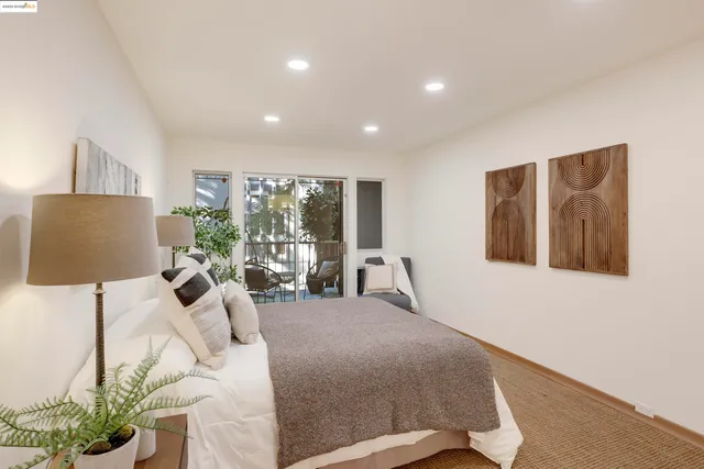 $639,999 | 323 Monte Vista Avenue, Unit 107, Oakland, CA 94611