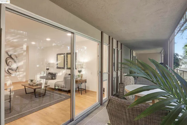 $639,999 | 323 Monte Vista Avenue, Unit 107, Oakland, CA 94611