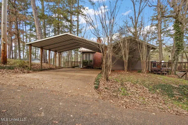 $210,000 | 806 East Dewey Camp Drive, Florence, MS 39073