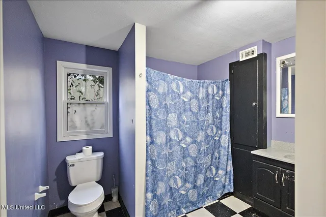 $210,000 | 806 East Dewey Camp Drive, Florence, MS 39073