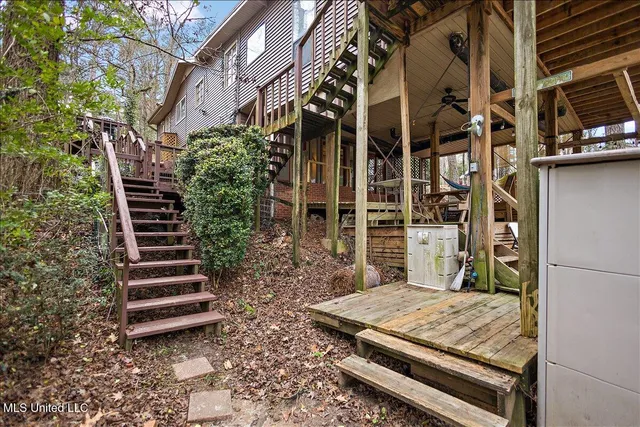 $210,000 | 806 East Dewey Camp Drive, Florence, MS 39073