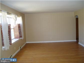 1024 Oakwood Road Haddonfield, NJ 08033 - Photo 3 of 9