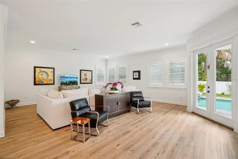 $1,350,000 | 811 West Coral Street, Tampa, FL 33602