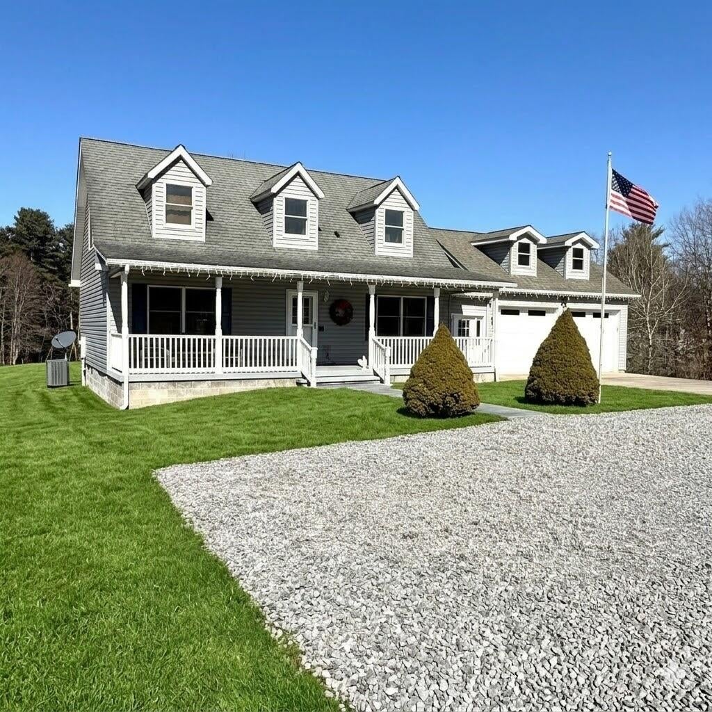 932 Old Buckeye Road Buckeye, WV 24924 - Photo 2 of 19 Pic 2