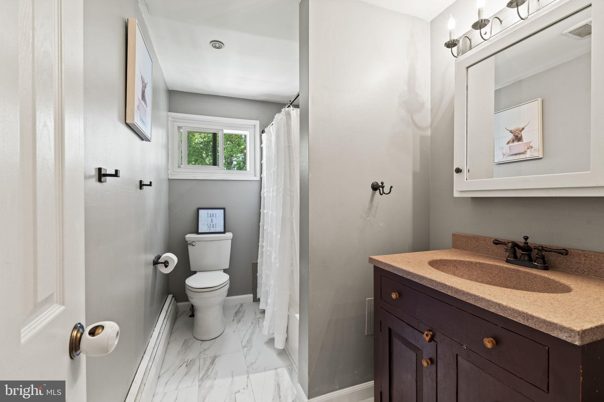 1011 Red Barn Road Warminster, PA 18974 - Photo 23 of 39 Hallway Bathroom