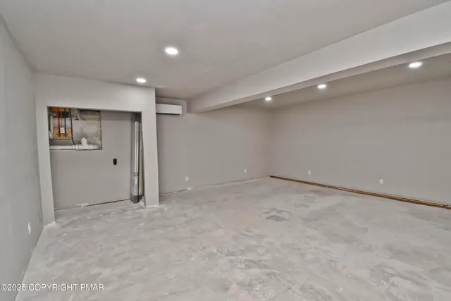 $375,000 | 348 Summit Road, Swiftwater, PA 18370