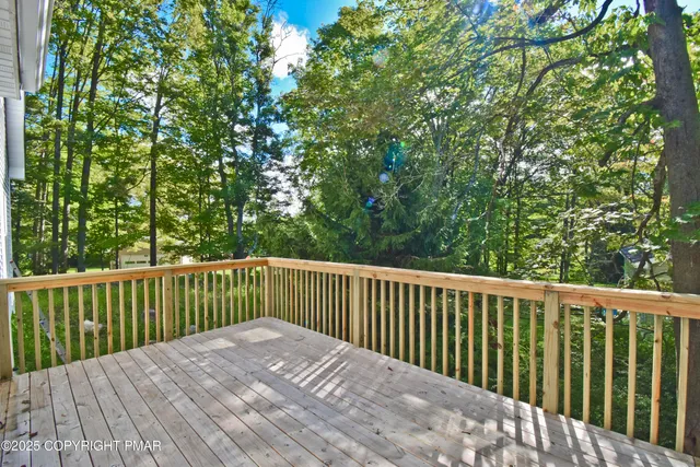 $375,000 | 348 Summit Road, Swiftwater, PA 18370