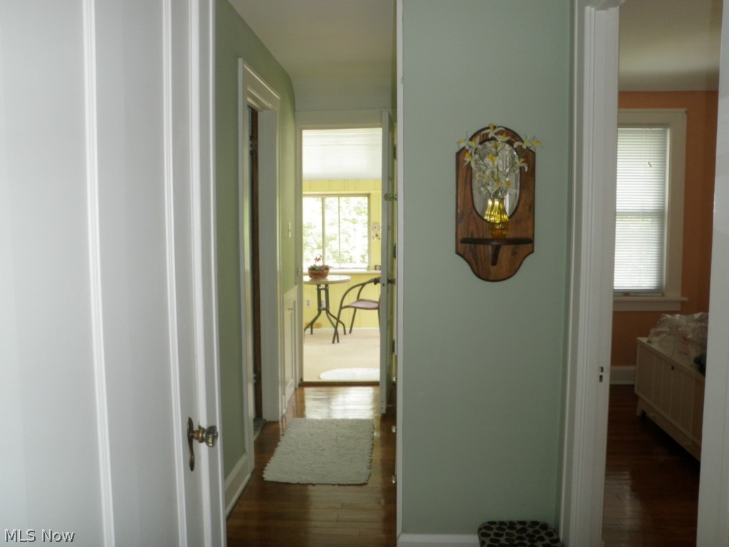 1387 Brookline Road Cleveland, OH 44121 - Photo 9 of 21 Gallery Image 9