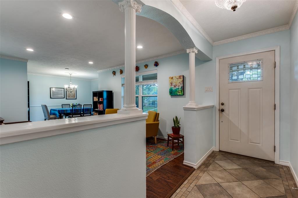 10946 Ridgemeadow Drive Dallas, TX 75218 - Photo 3 of 25