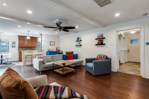 $599,900 | 10946 Ridgemeadow Drive, Dallas, TX 75218