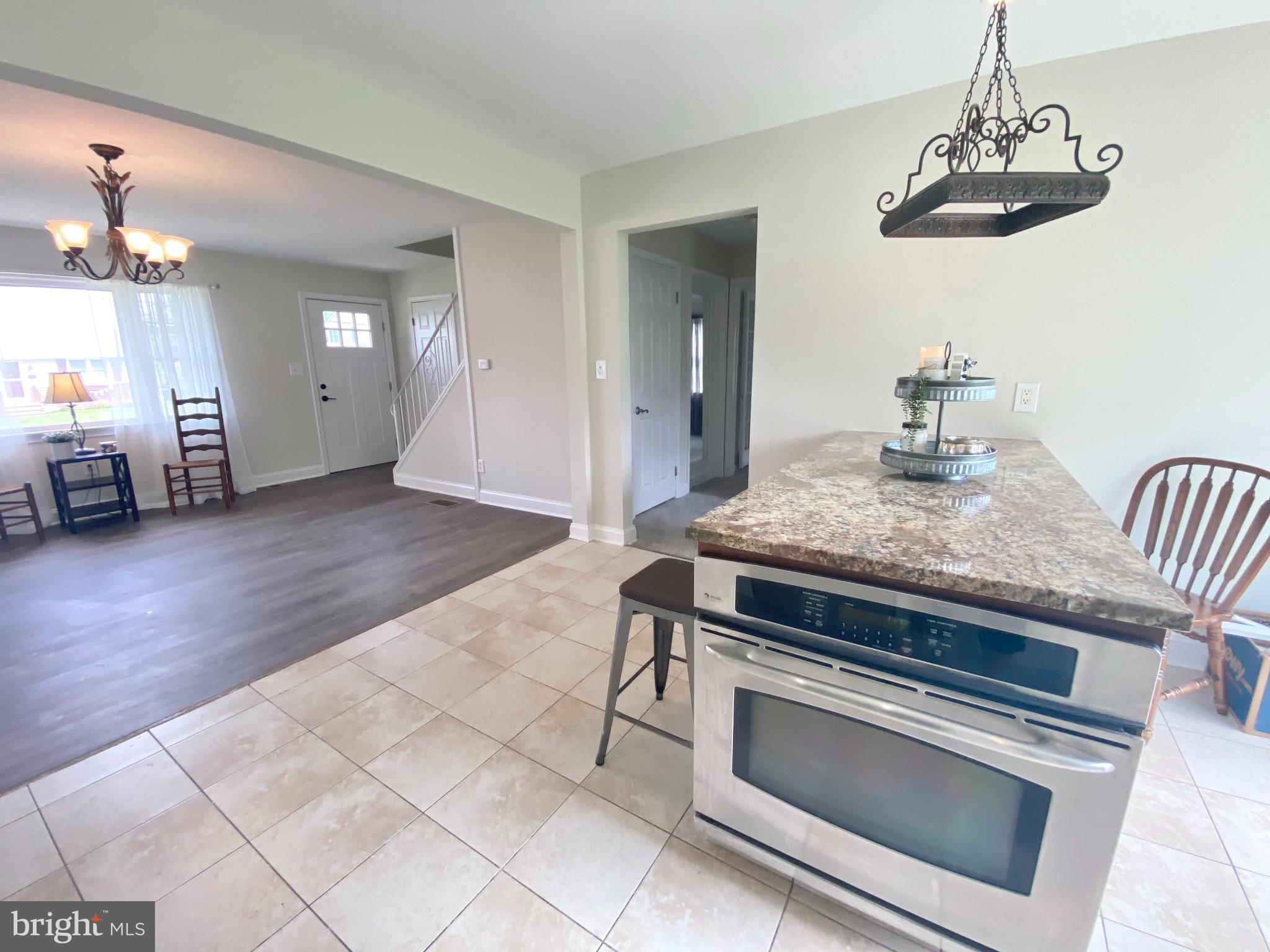 17 Doreen Road Hamilton, NJ 08690 - Photo 8 of 34 Gallery Image 8