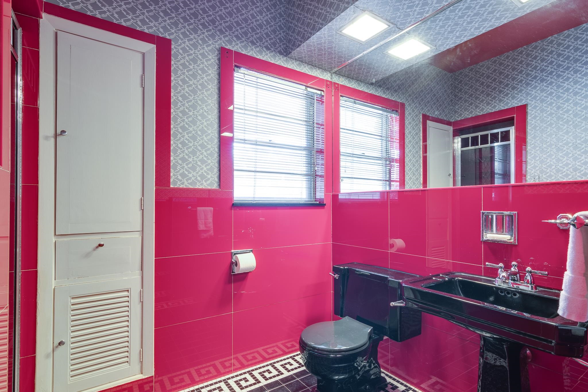 2929 Central Avenue Memphis, TN 38111 - Photo 20 of 25 a view of bathroom