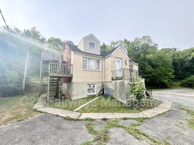 2551 Tilbrook Road Monroeville, PA 15146 - Photo 3 of 3 Gallery Image 3