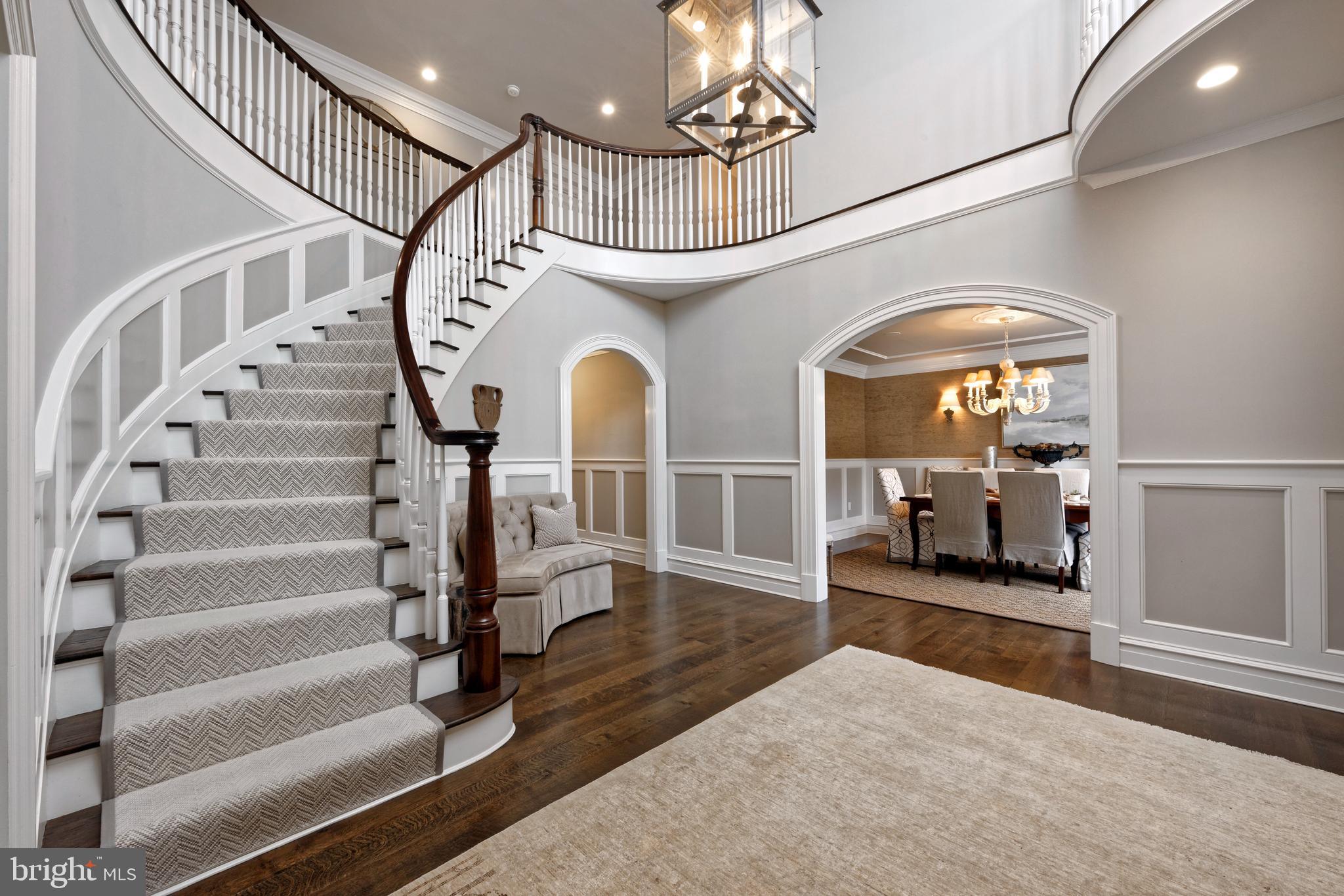 1231 Tottenham Court Reston, VA 20194 - Photo 11 of 86 Welcoming Grand 2 story Foyer