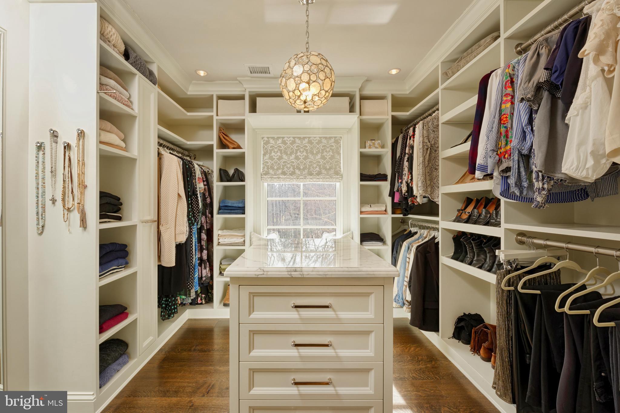 1231 Tottenham Court Reston, VA 20194 - Photo 29 of 86 Her Closet with full length mirrors and island