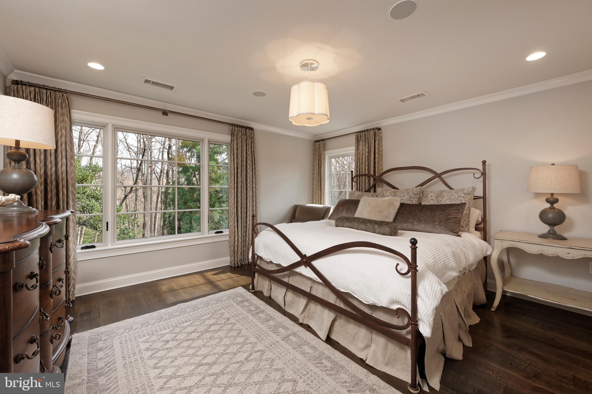 1231 Tottenham Court Reston, VA 20194 - Photo 34 of 86 Guest Suite