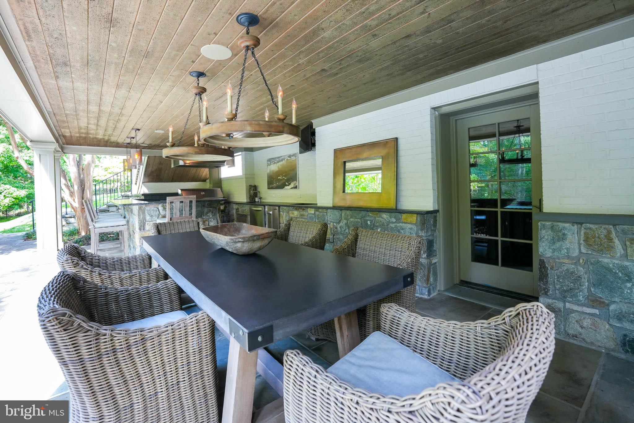 1231 Tottenham Court Reston, VA 20194 - Photo 67 of 86 Outdoor living