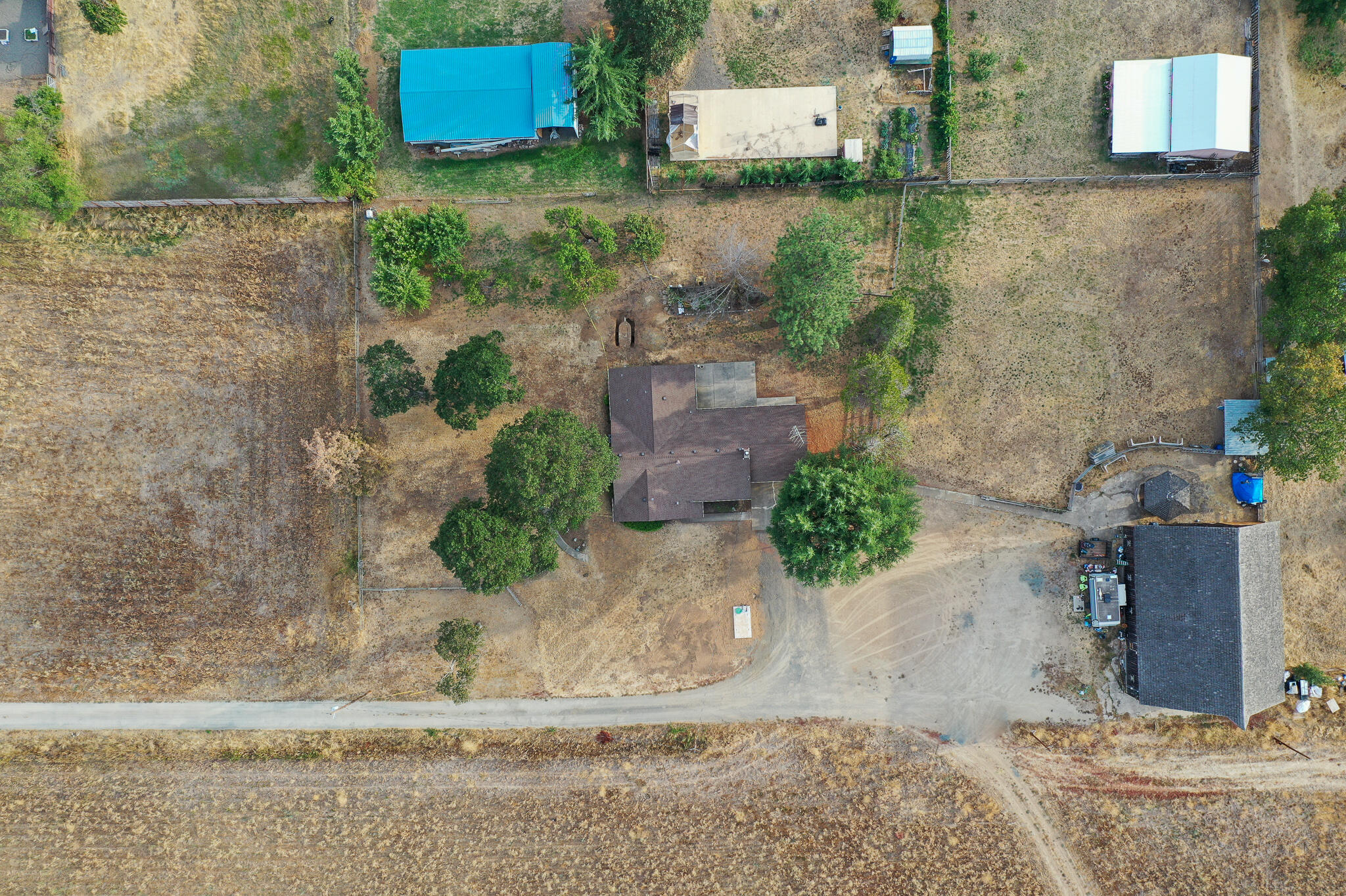 674 Oak Grove Road Medford, OR 97501 - Photo 41 of 47 DJI_0461